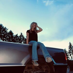 Meet your Posher, Allison